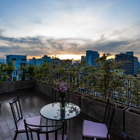 Louis Mo Apartment Da Nang Exteriör bild